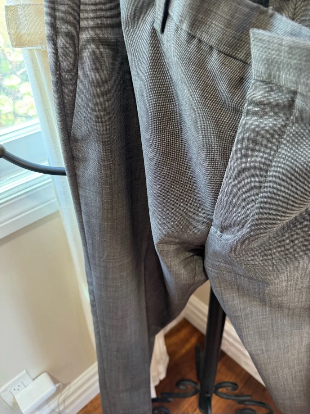 Banana Republic Men Gray Plaid Dress Pants Size 33/34 Tailored Slim Fit